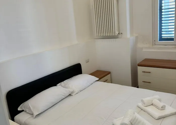 Carrassi Con Parcheggio Privato Casa de Férias Bari